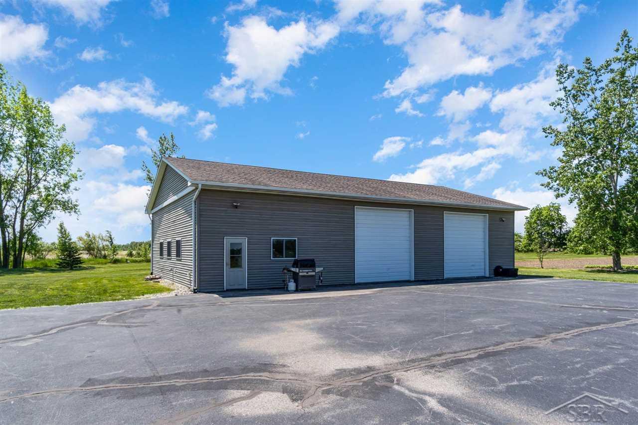 7175 West Freeland Road Freeland, MI 48623 - Photo 3 of 35 Gallery Image 3