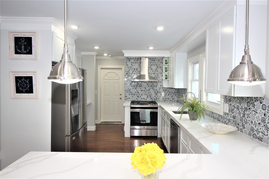 49 Albion Street, Unit 1 Somerville, MA 02143 - Photo 12 of 29