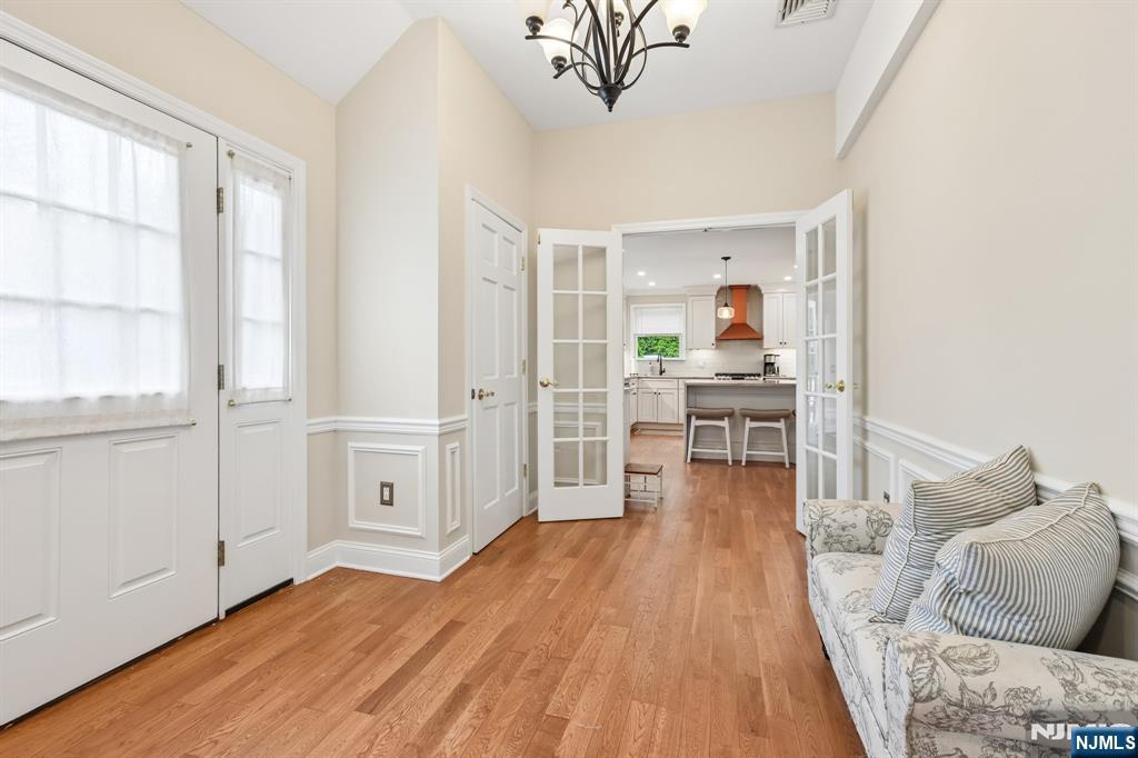 757 Kinderkamack Road Oradell, NJ 07649 - Photo 9 of 50