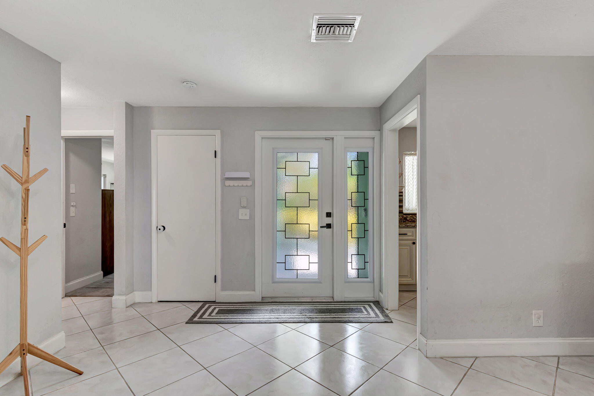 1289 Southwest 7th Street Boca Raton, FL 33486 - Photo 7 of 51 8-web-or-mls-DSC_1627