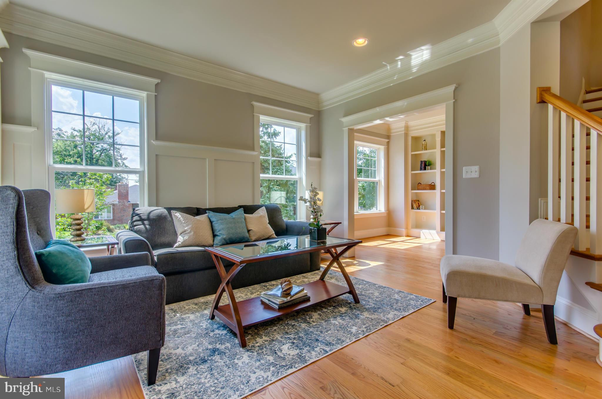 4833 33rd Road North Arlington, VA 22207 - Photo 4 of 30 Interior (General)