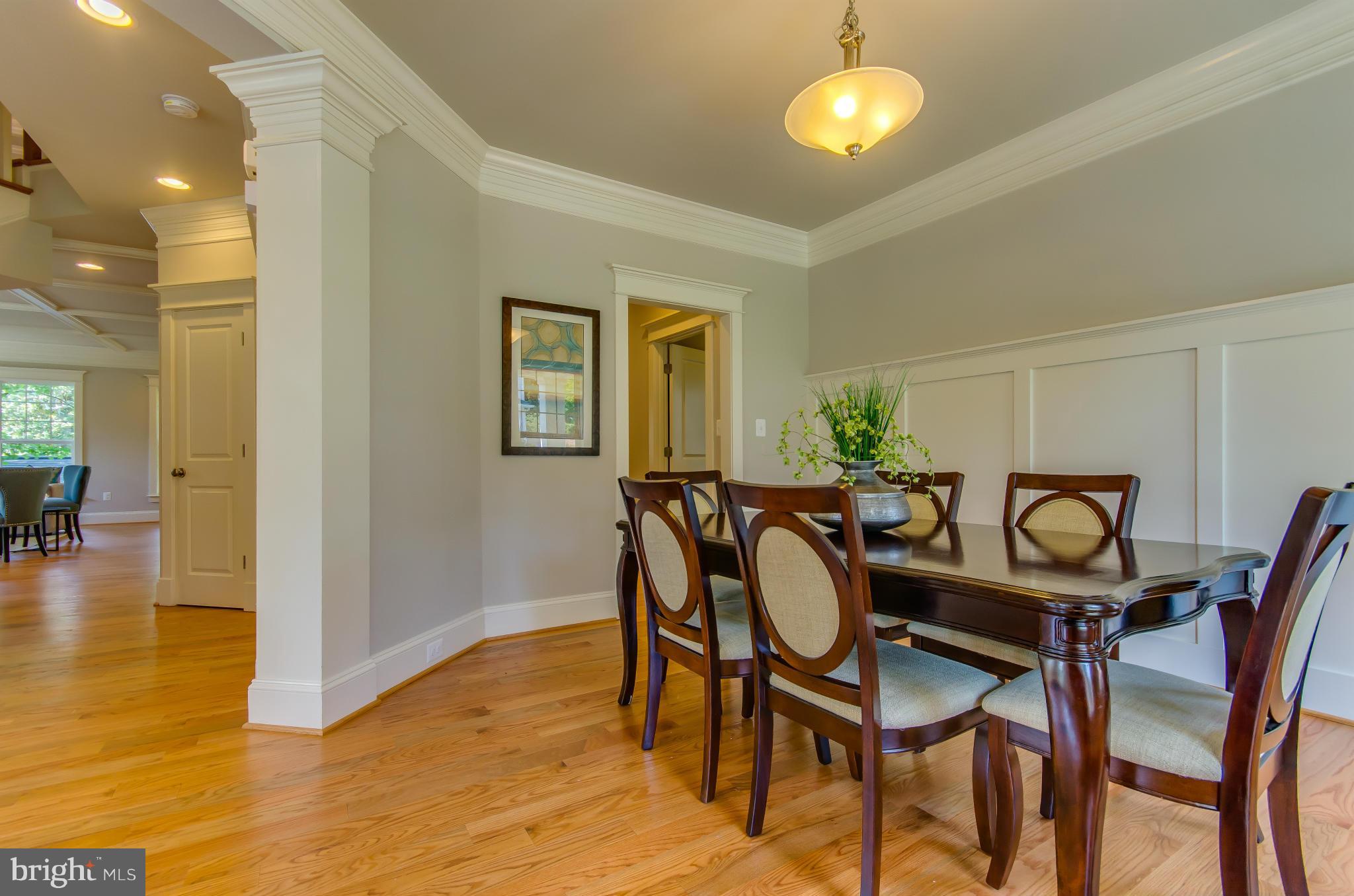 4833 33rd Road North Arlington, VA 22207 - Photo 5 of 30 Interior (General)