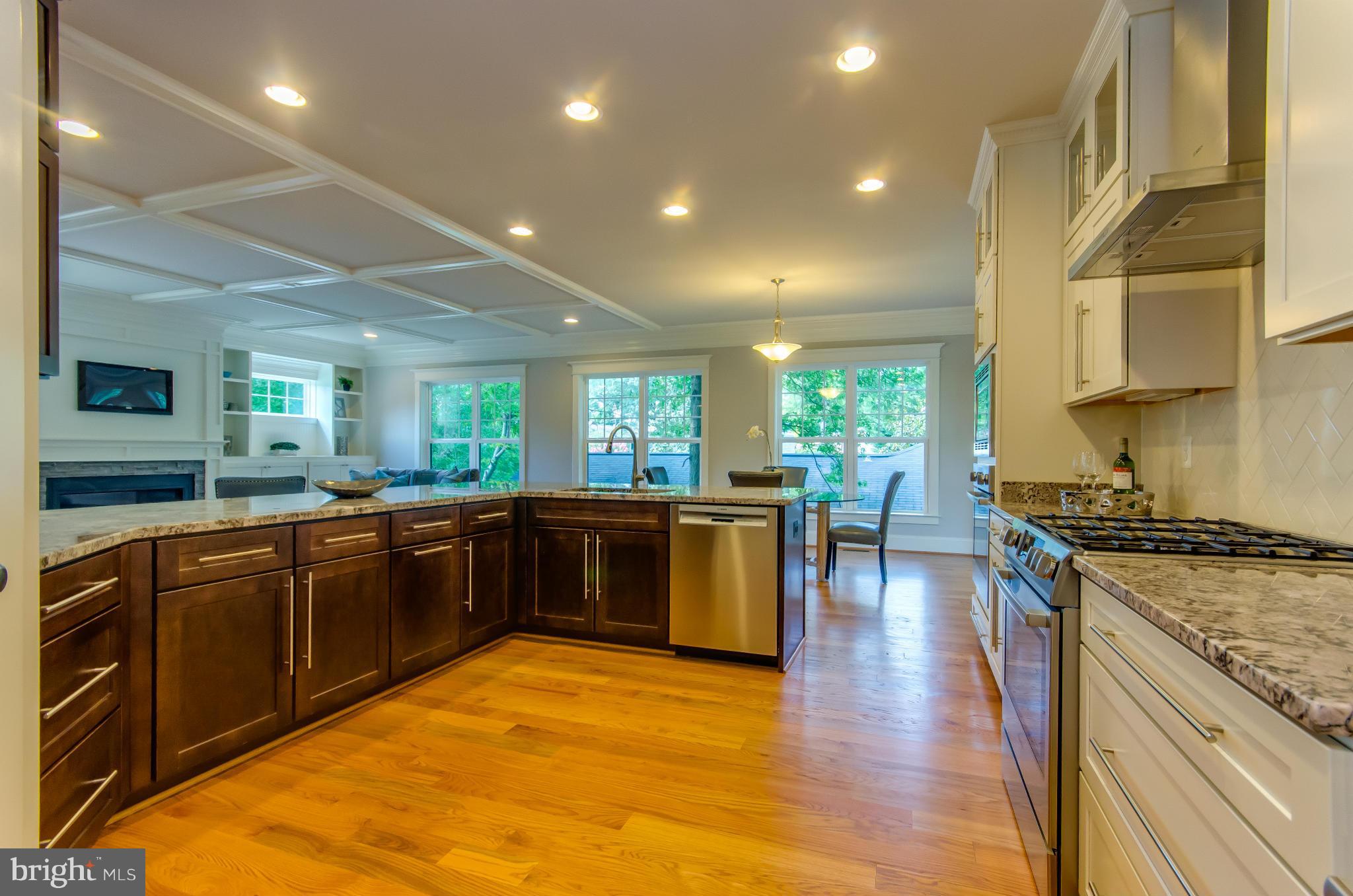 4833 33rd Road North Arlington, VA 22207 - Photo 7 of 30 Interior (General)