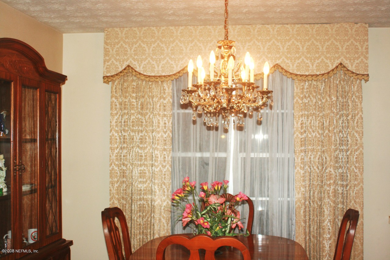 8547 Vermanth Road Jacksonville, FL 32211 - Photo 7 of 19 FORMAL DINING ROOM