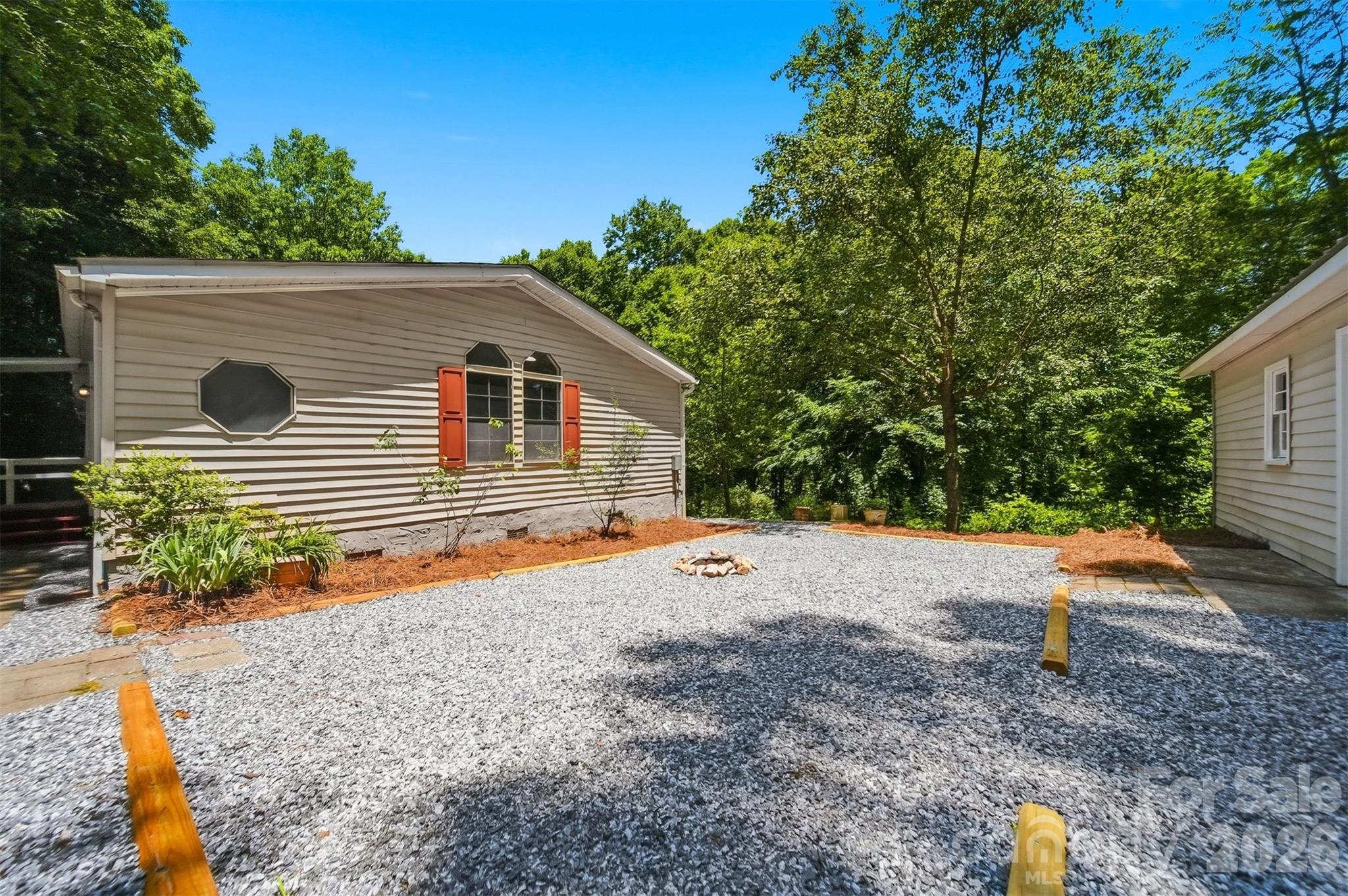 4944 Largo Court Conover, NC 28613 - Photo 32 of 43