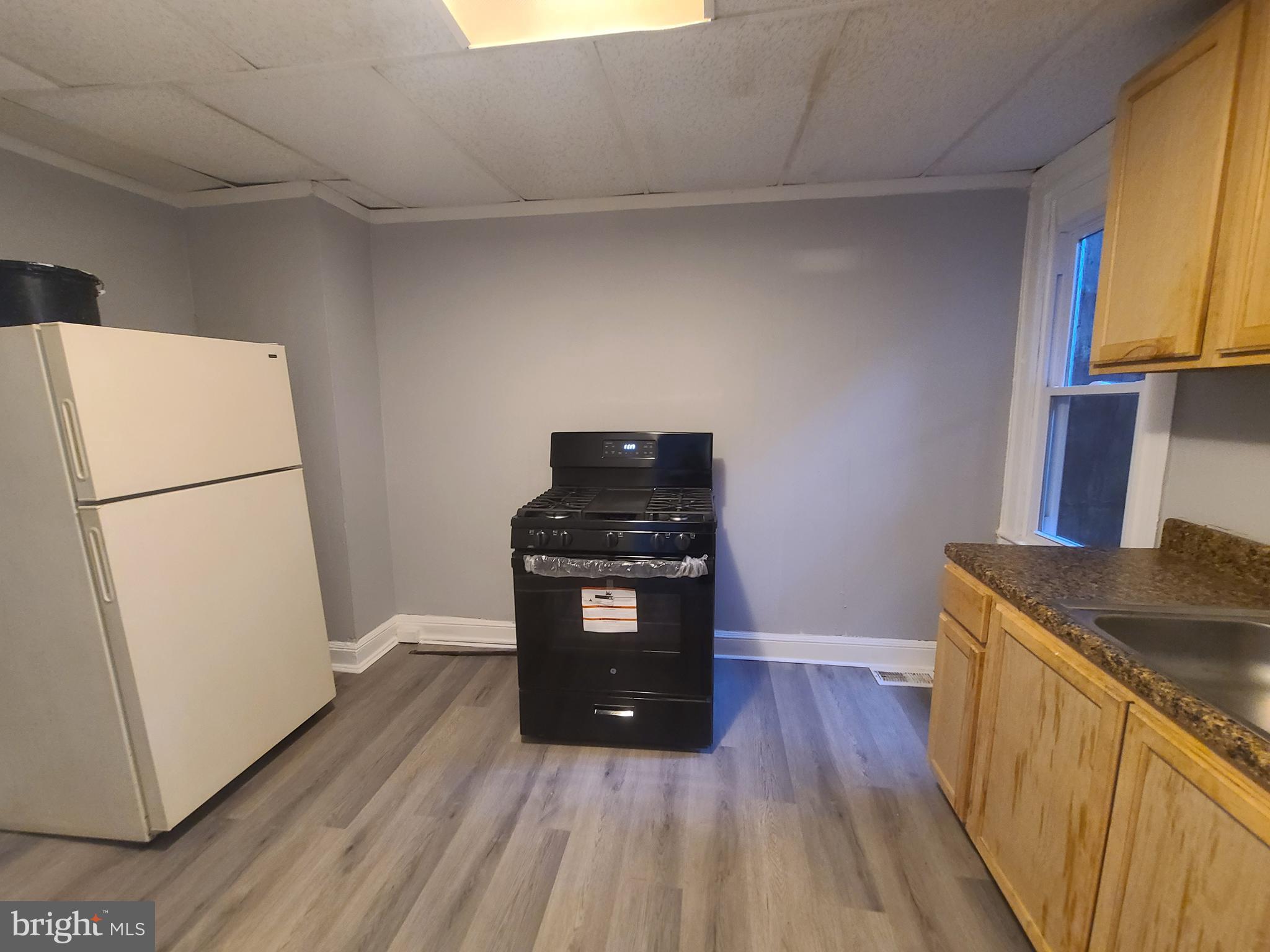 404 North Franklintown Road Baltimore, MD 21223 - Photo 15 of 46