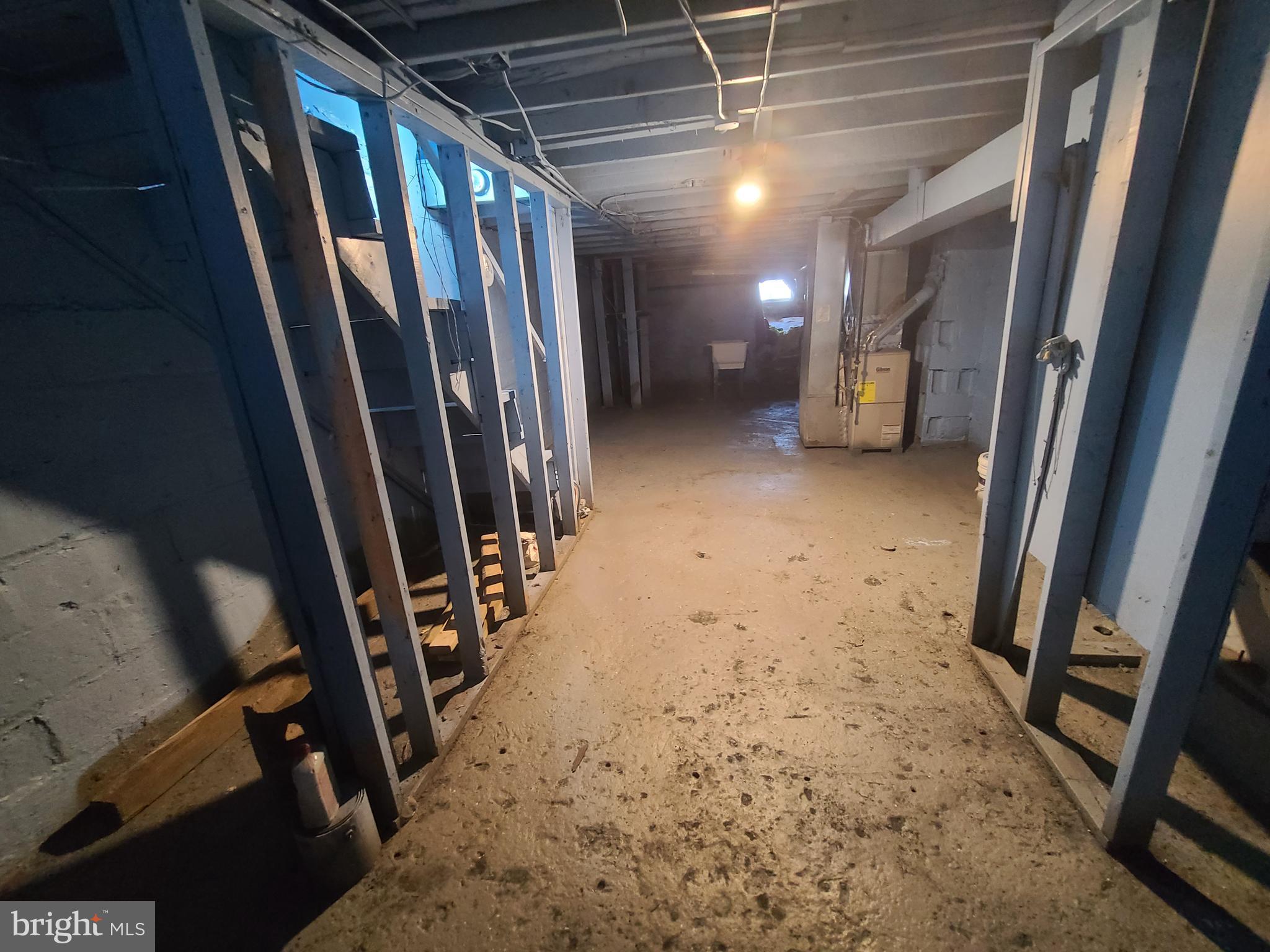 404 North Franklintown Road Baltimore, MD 21223 - Photo 35 of 46