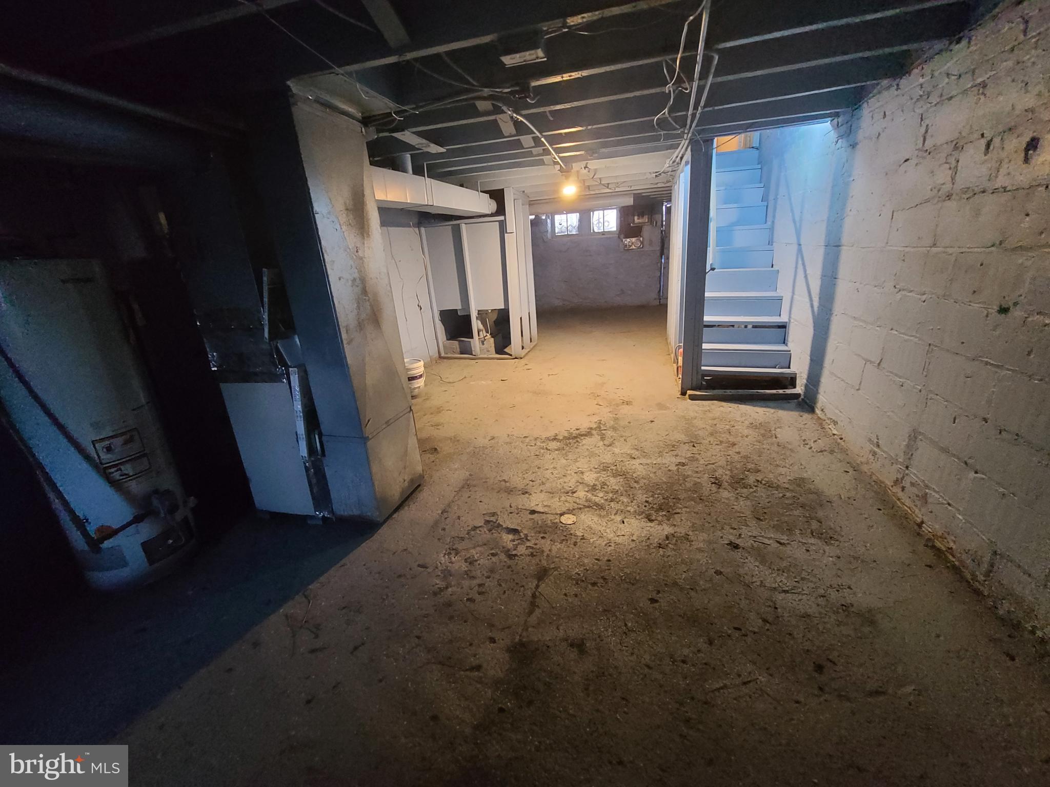 404 North Franklintown Road Baltimore, MD 21223 - Photo 38 of 46