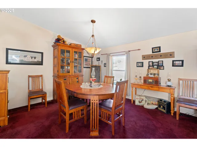 $799,000 | 18863 South Ring Crest Drive, Mulino, OR 97042