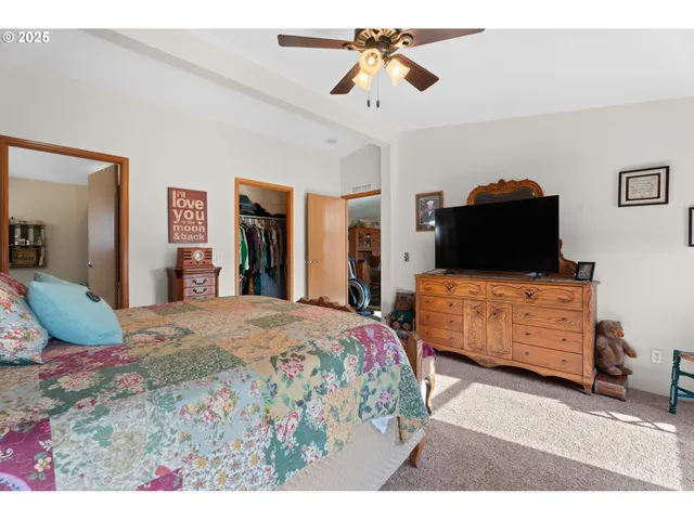 $799,000 | 18863 South Ring Crest Drive, Mulino, OR 97042