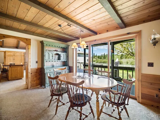 $2,600,000 | 56922 South S Highway, Harrison, ID 83833