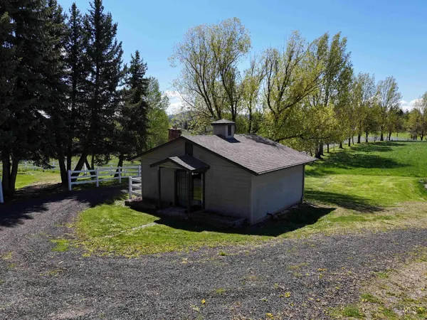 $2,600,000 | 56922 South S Highway, Harrison, ID 83833