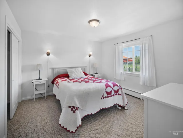 $2,600,000 | 56922 South S Highway, Harrison, ID 83833