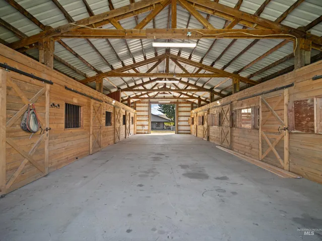 $2,600,000 | 56922 South S Highway, Harrison, ID 83833