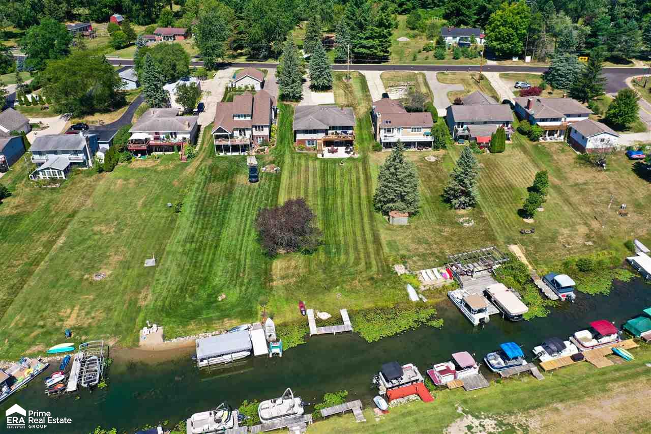 11048 White Lake Road Fenton, MI 48430 - Photo 76 of 79 50021221-87.JPG