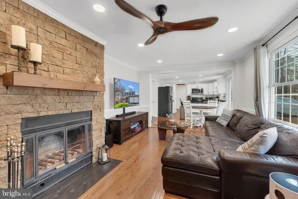 $4,228 | 8271 Raindrop Way, Springfield, VA 22153