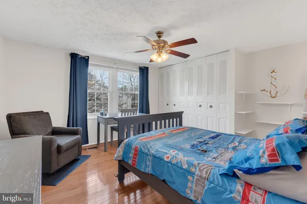 $4,228 | 8271 Raindrop Way, Springfield, VA 22153