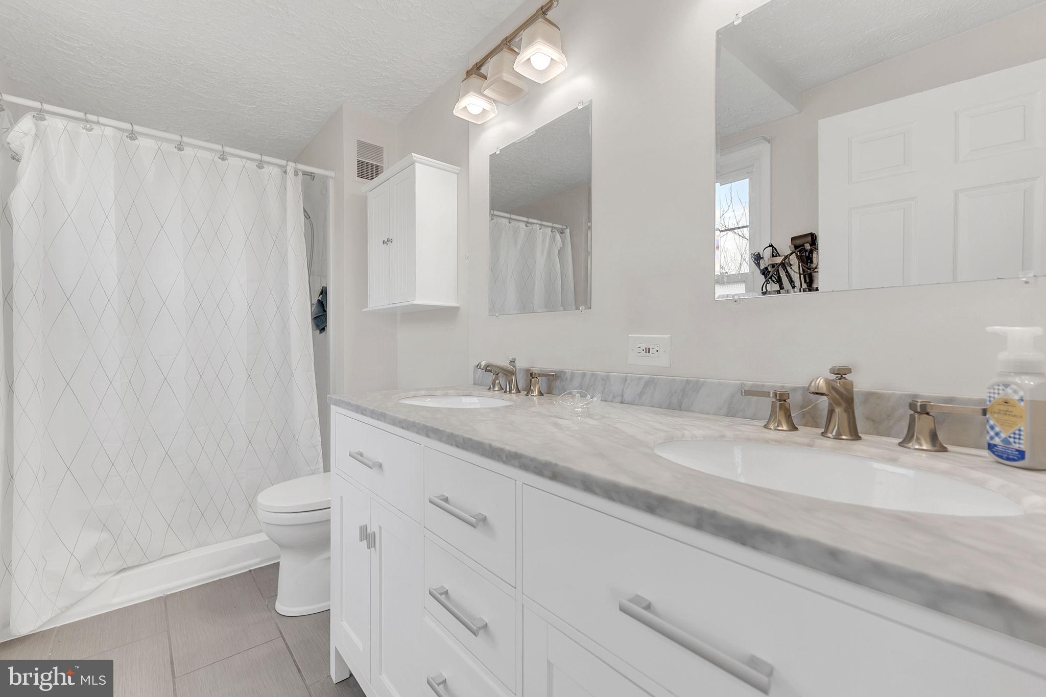 8271 Raindrop Way Springfield, VA 22153 - Photo 26 of 31