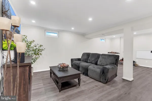 $4,228 | 8271 Raindrop Way, Springfield, VA 22153