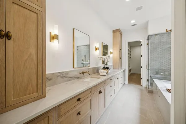 $1,995,000 | 6244 Richmond Avenue, Dallas, TX 75214
