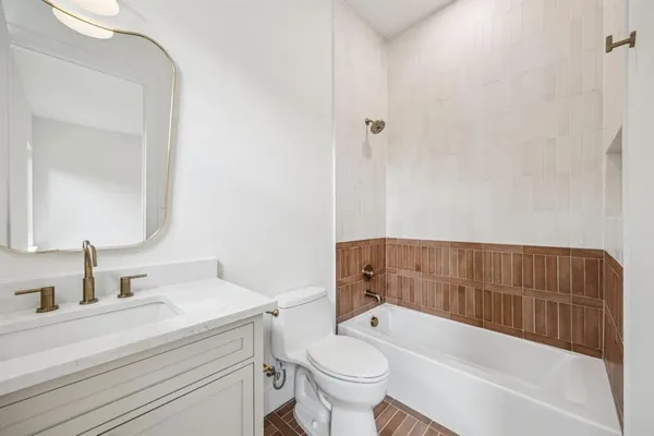 $1,995,000 | 6244 Richmond Avenue, Dallas, TX 75214
