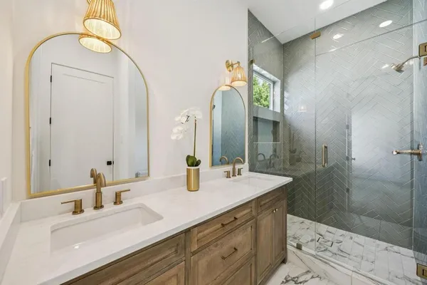 $1,995,000 | 6244 Richmond Avenue, Dallas, TX 75214