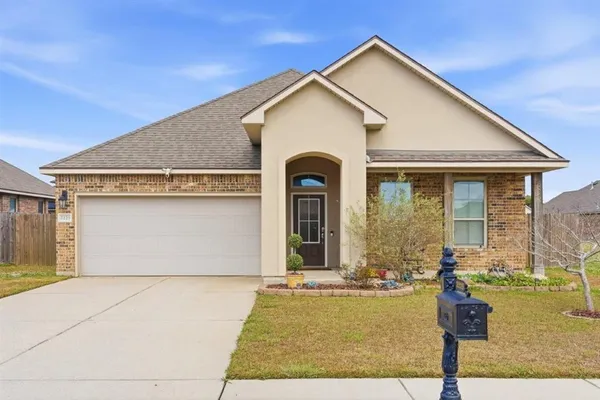 $219,500 | 2225 Violet Elle Lane, Lake Charles, LA 70607