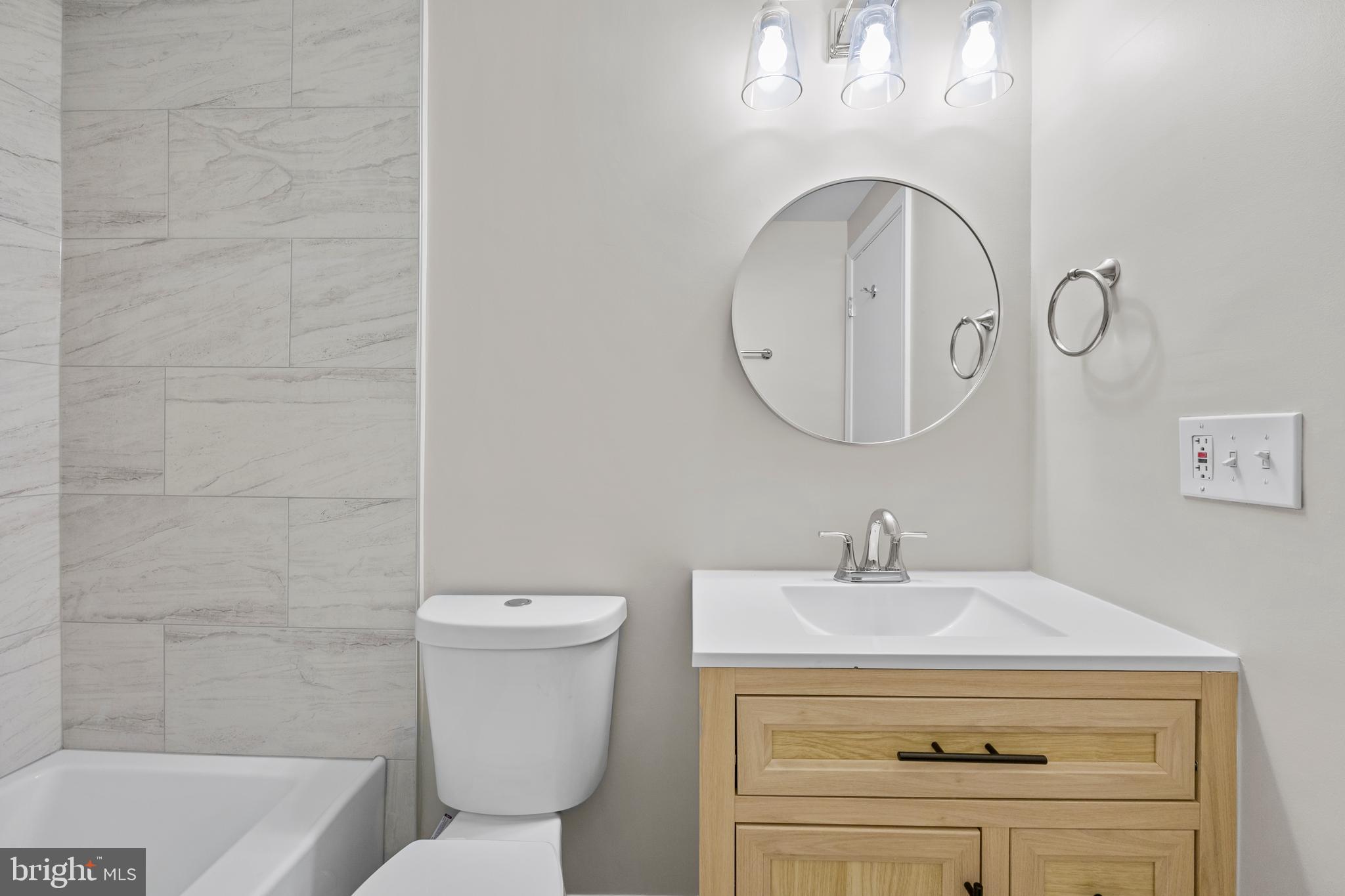 8705 Ferrysburg Way Gaithersburg, MD 20886 - Photo 33 of 38 New vanity
