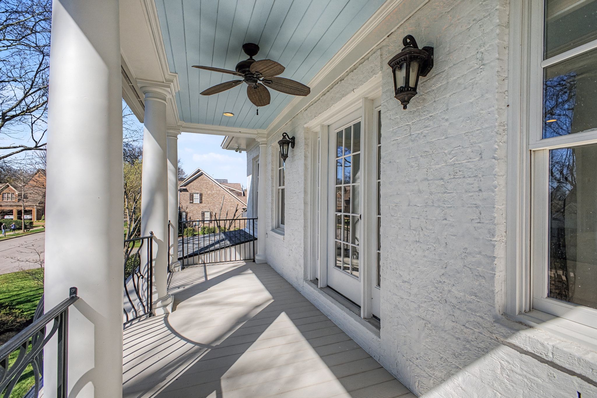 626 Band Drive Franklin, TN 37064 - Photo 47 of 53 a view of a hallway with a couch