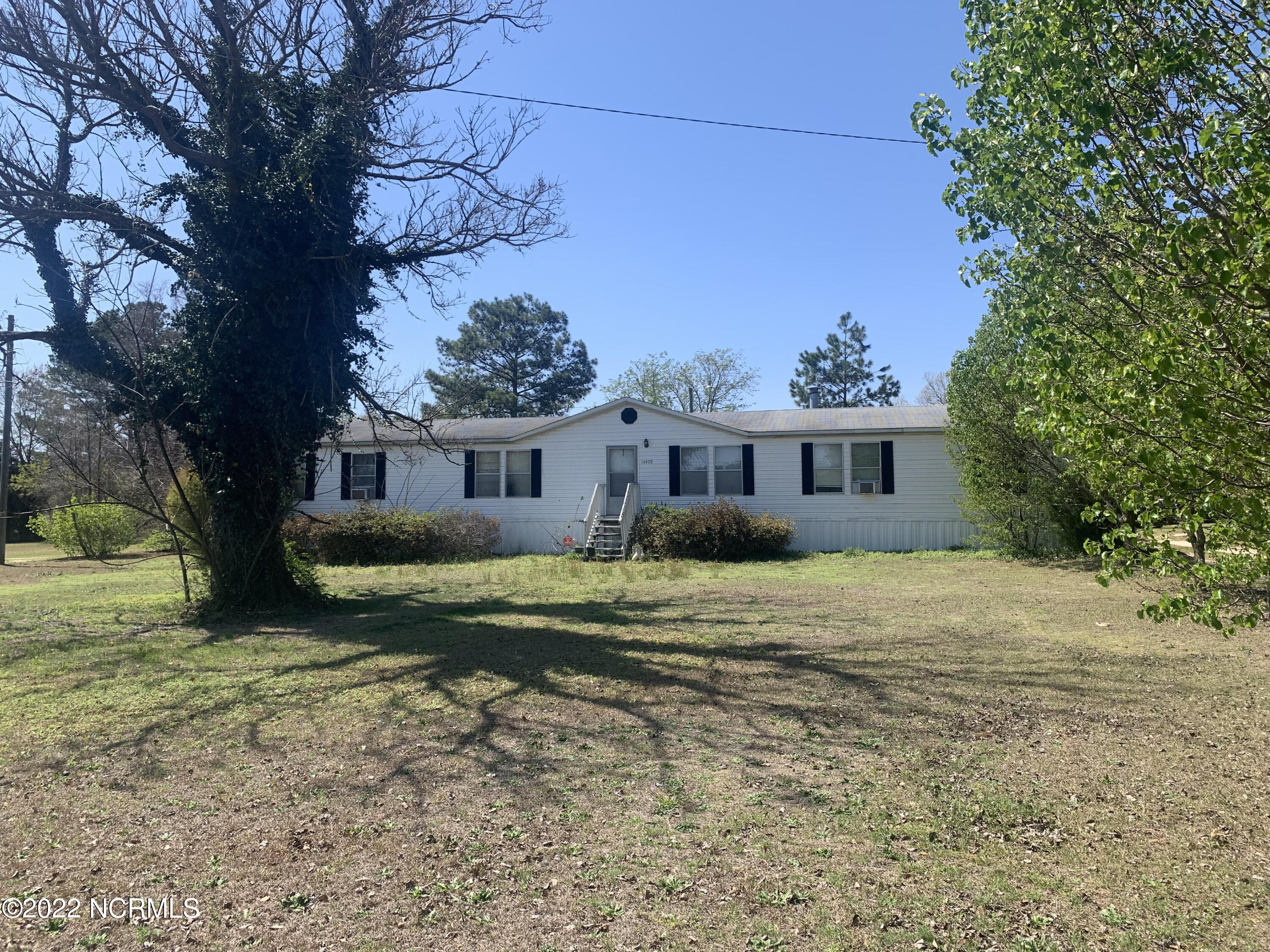 14409 Hwy. 130, Maxton