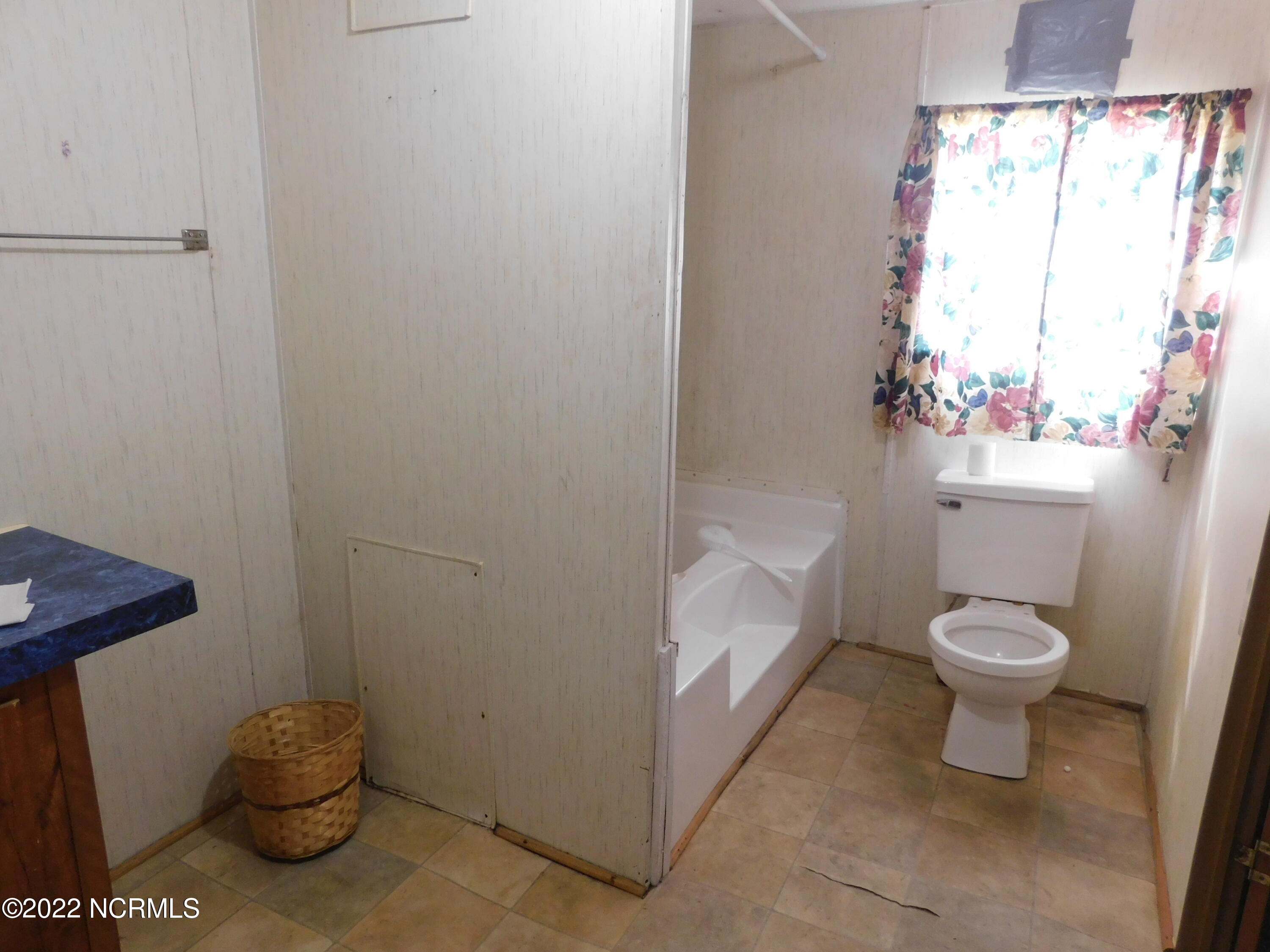 14409 Highway 130 Maxton, NC 28364 - Photo 11 of 22 DSCN6110