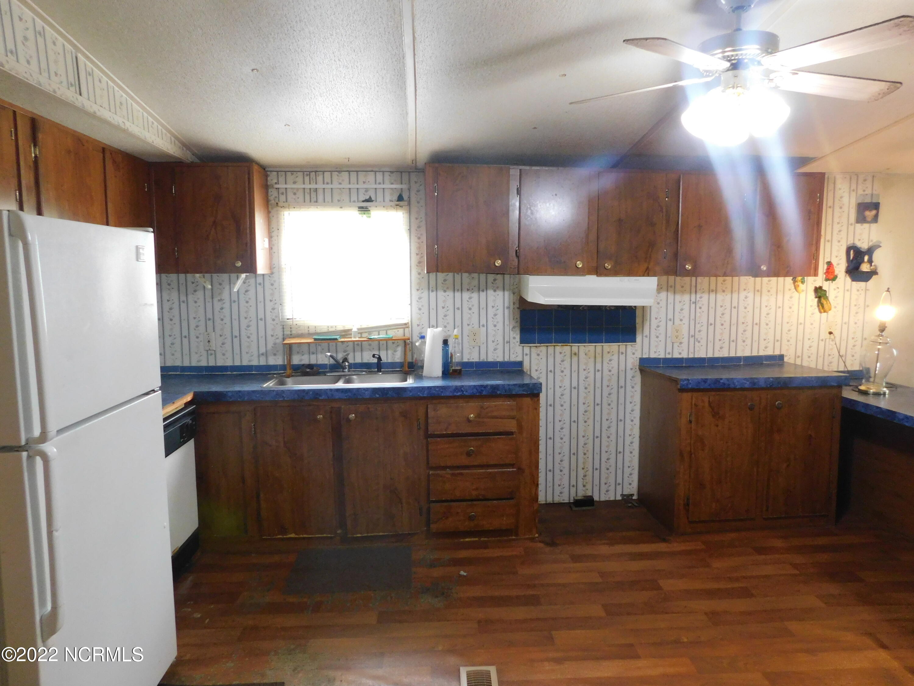 14409 Highway 130 Maxton, NC 28364 - Photo 6 of 22 DSCN6131