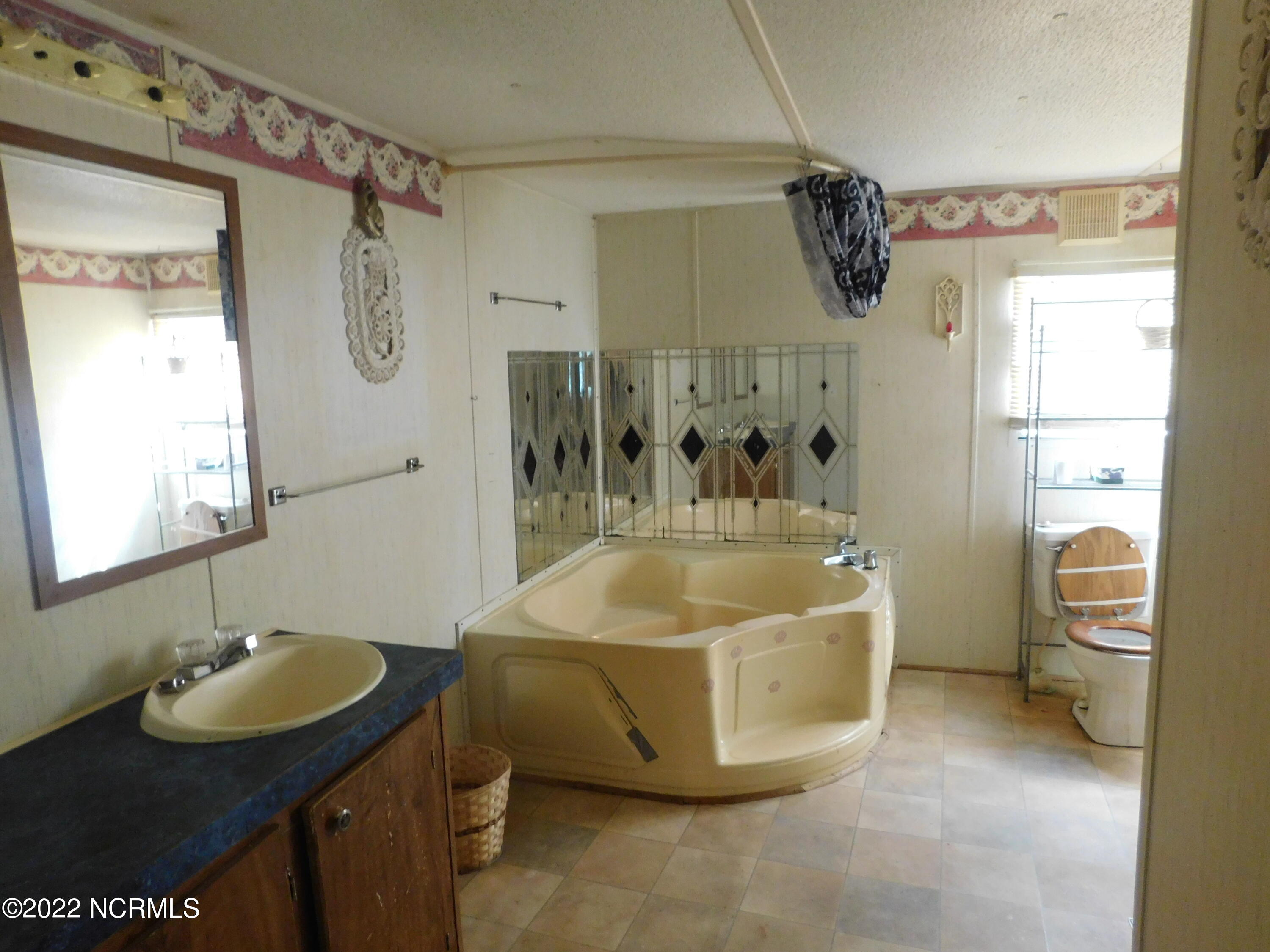 14409 Highway 130 Maxton, NC 28364 - Photo 10 of 22 DSCN6119