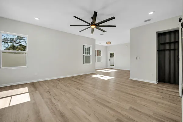 $2,750 | 2022 Trimble Road, Tallahassee, FL 32303