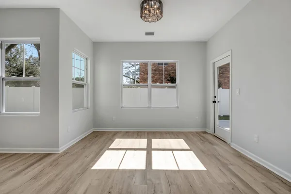 $2,750 | 2022 Trimble Road, Tallahassee, FL 32303