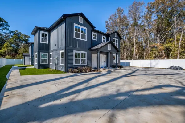 $2,750 | 2022 Trimble Road, Tallahassee, FL 32303