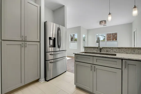 $2,750 | 2022 Trimble Road, Tallahassee, FL 32303