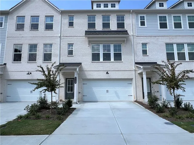 $2,400 | 3188 Esatham Run Drive, Dacula, GA 30019