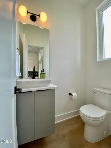 $4,000 | 629 North Queen Street, Durham, NC 27701