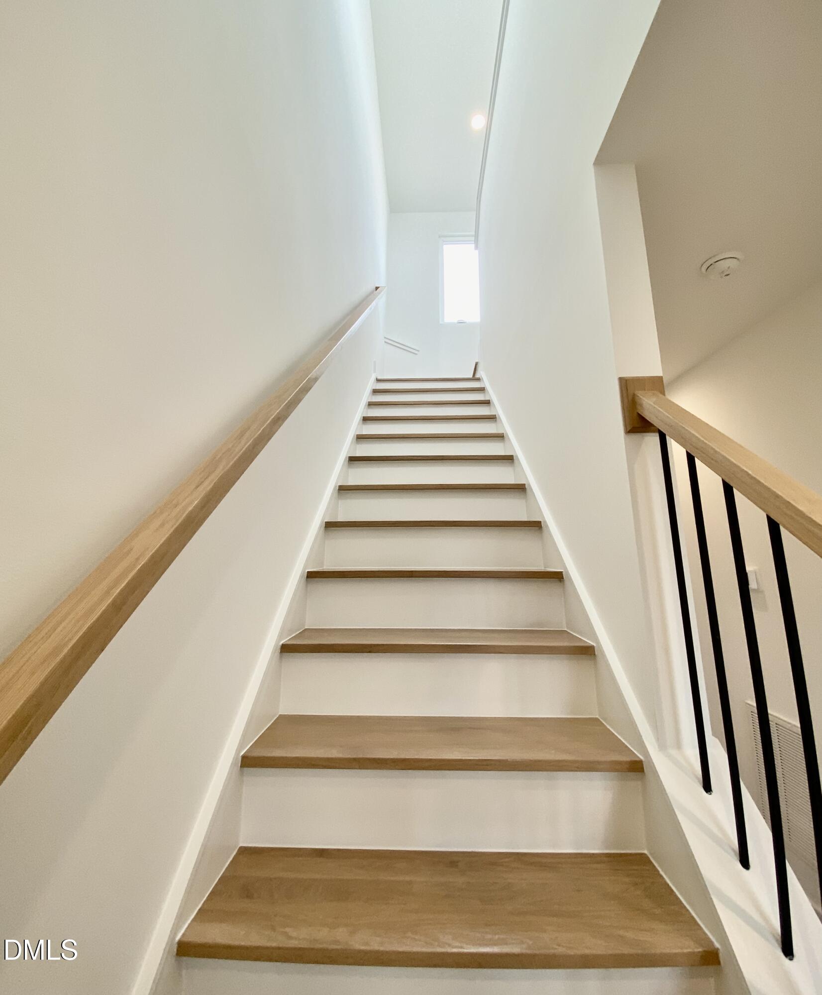 629 North Queen Street Durham, NC 27701 - Photo 47 of 58 a view of entryway