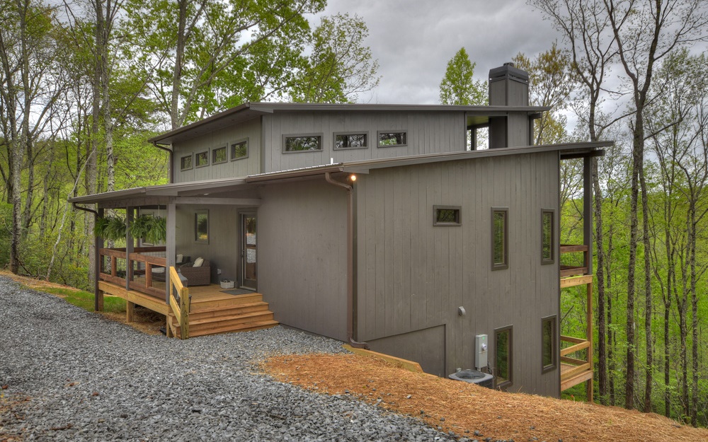 2 Deer Crest Road Blue Ridge, GA 30513 - Photo 1 of 1 Main View