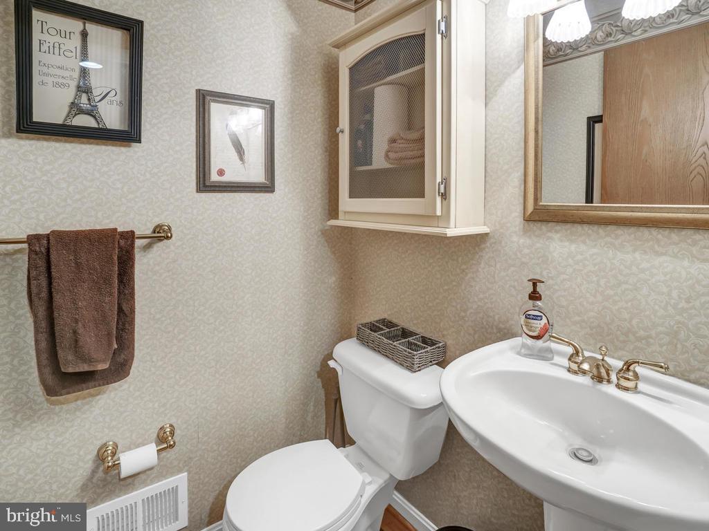 4317 Zircon Road Middletown, MD 21769 - Photo 22 of 60 Half Bath