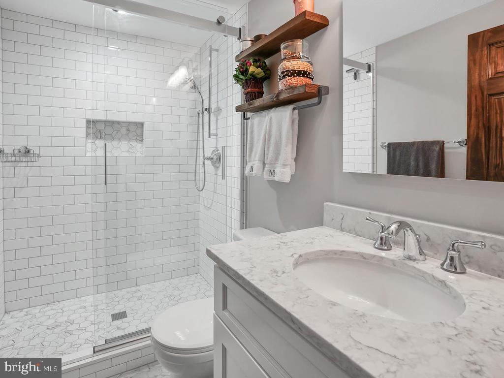 4317 Zircon Road Middletown, MD 21769 - Photo 36 of 60 Master Bath