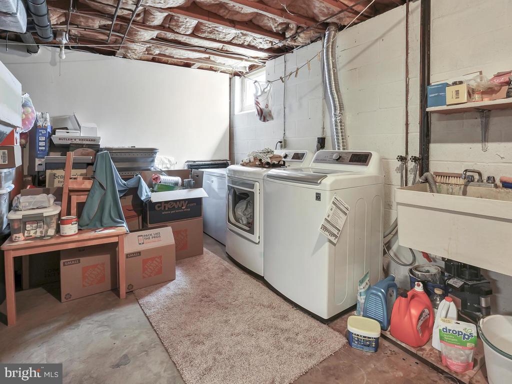 4317 Zircon Road Middletown, MD 21769 - Photo 42 of 60 Storage/Laundry