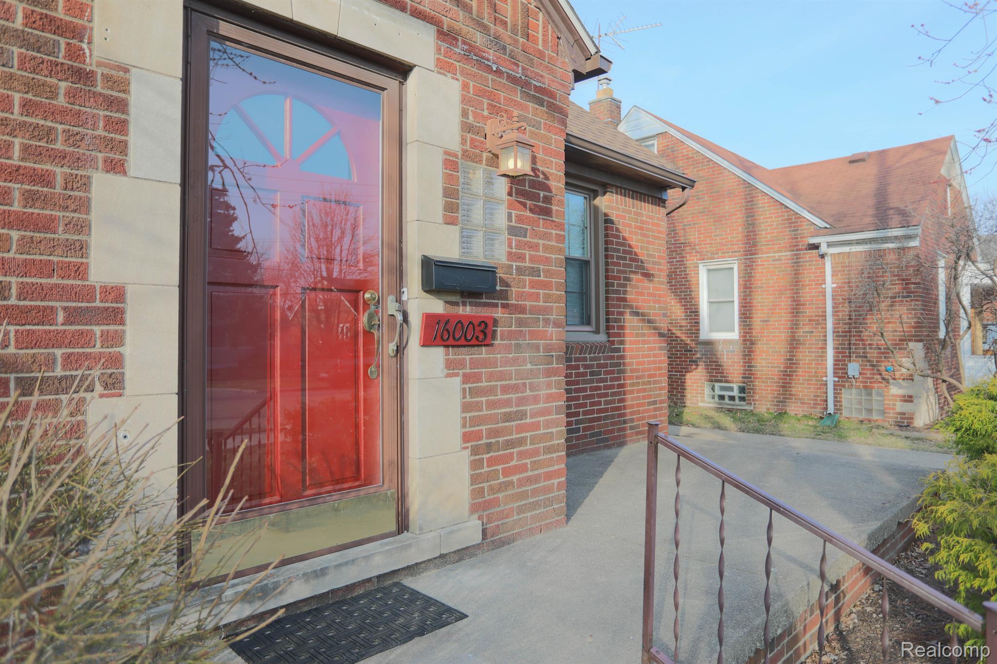 16003 Stephens Road Eastpointe, MI 48021 - Photo 5 of 30 Gallery Image 5