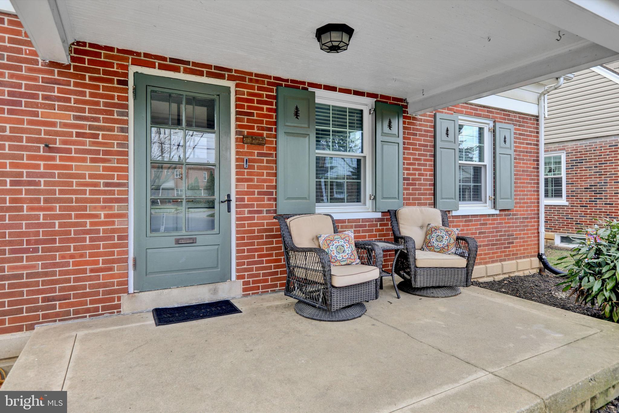 521 Pleasure Road Lancaster, PA 17601 - Photo 2 of 37 Gallery Image 2