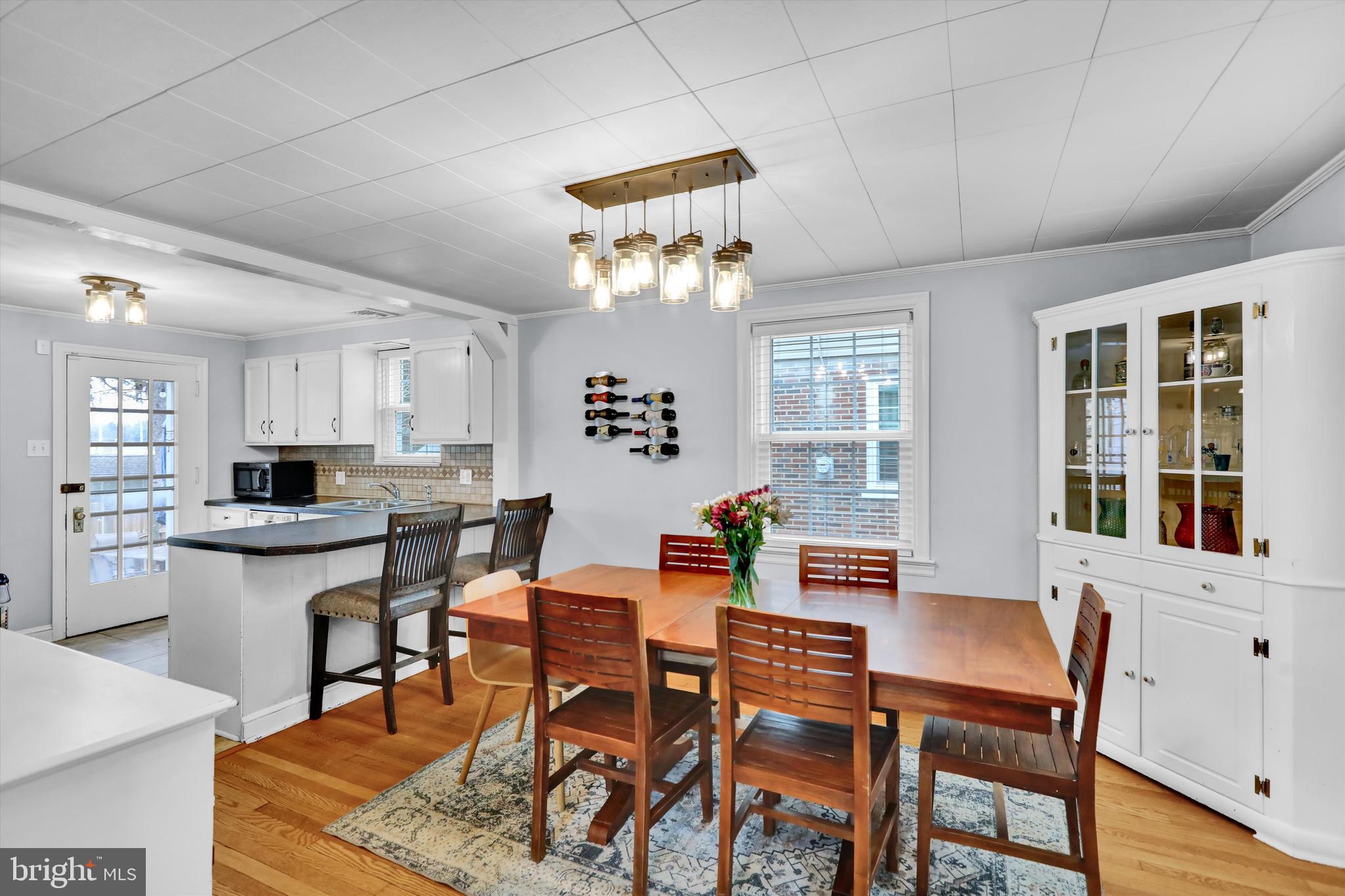 521 Pleasure Road Lancaster, PA 17601 - Photo 10 of 37 Dining area