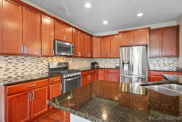 $4,200 | 73 West Illinois Avenue, Palatine, IL 60067