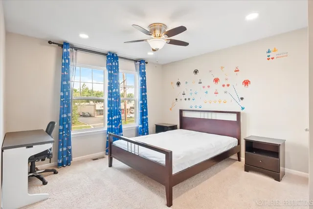 $4,200 | 73 West Illinois Avenue, Palatine, IL 60067