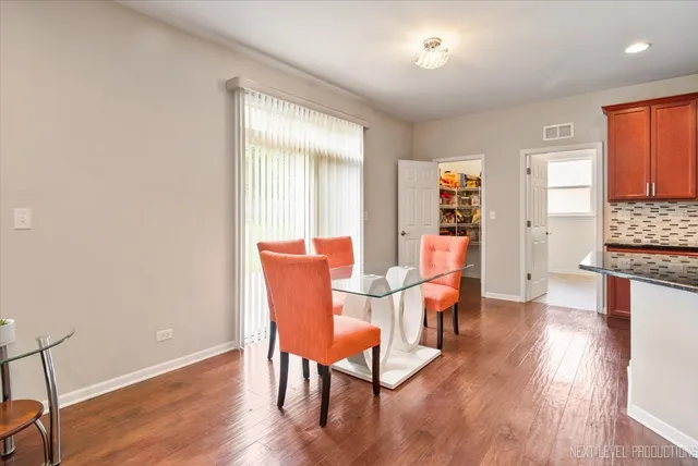 $4,200 | 73 West Illinois Avenue, Palatine, IL 60067